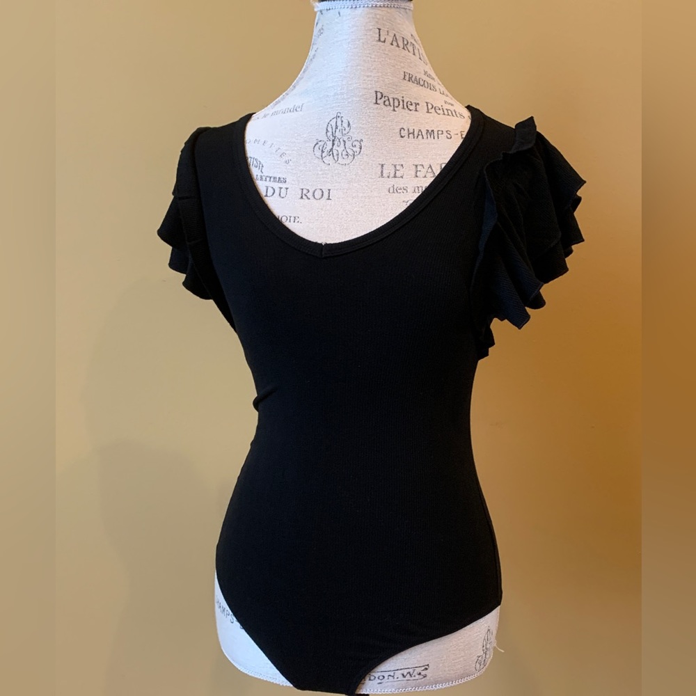 Black Flutter Sleeve Bodysuit - Size Small - New